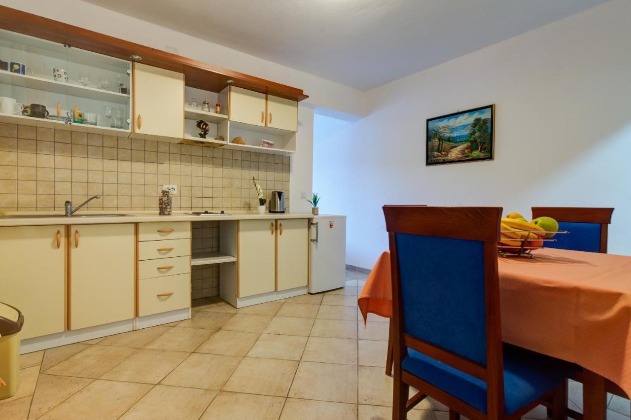 Apartments Vesna Тиват Экстерьер фото