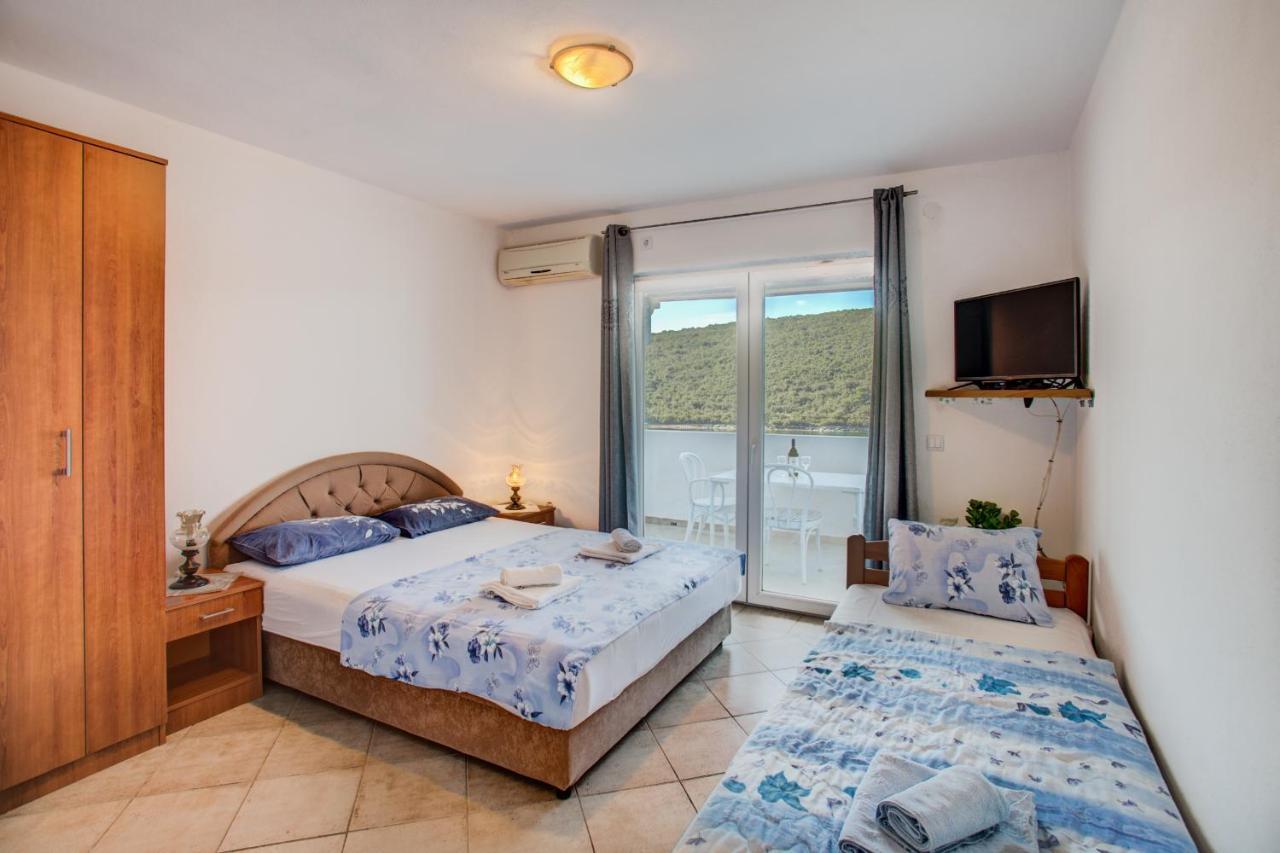 Apartments Vesna Тиват Экстерьер фото