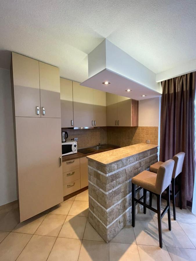 Apartments Vesna Тиват Экстерьер фото