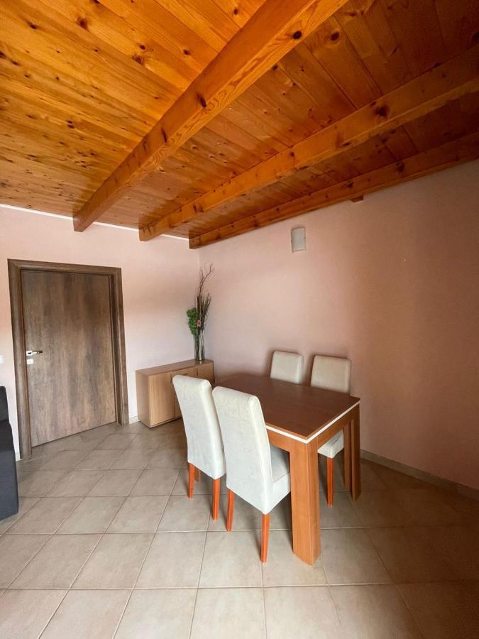 Apartments Vesna Тиват Экстерьер фото