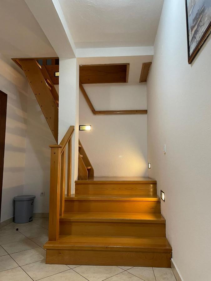 Apartments Vesna Тиват Экстерьер фото