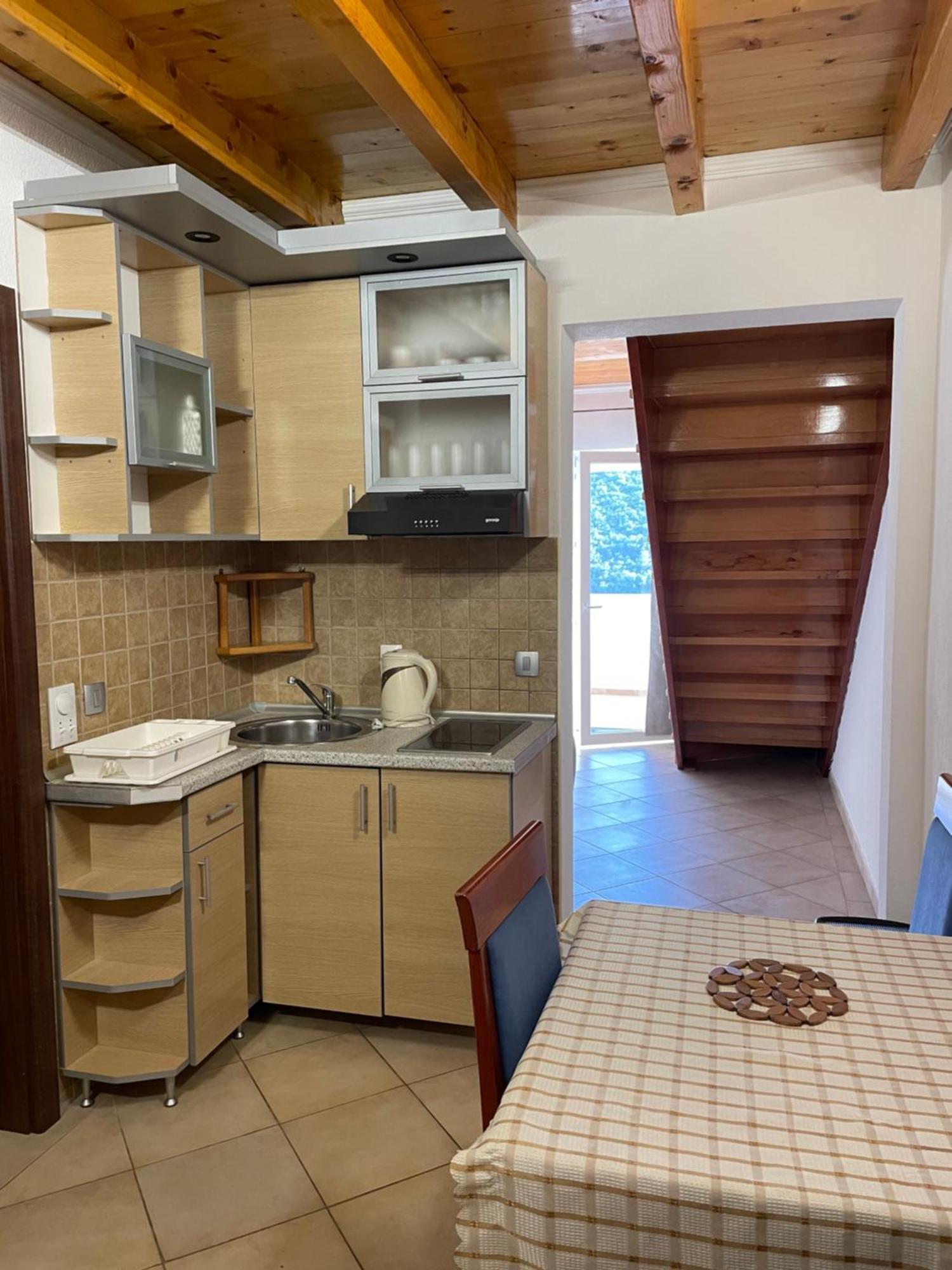 Apartments Vesna Тиват Экстерьер фото