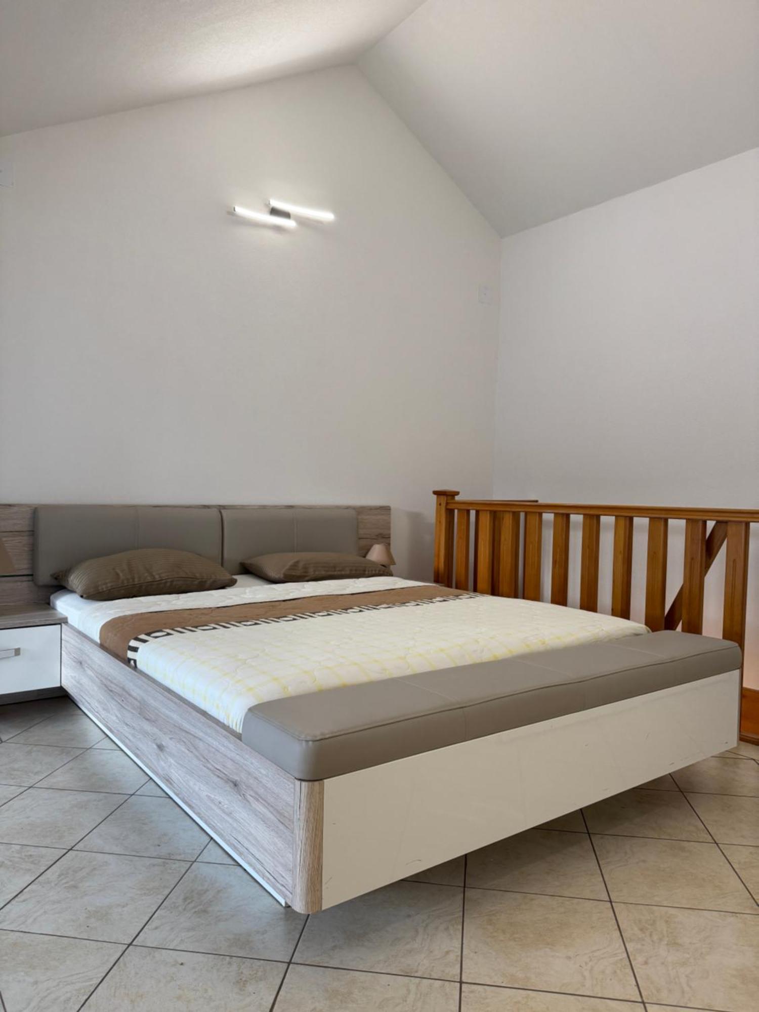 Apartments Vesna Тиват Экстерьер фото